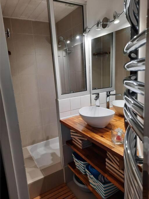 A 10 minutes de la plage, charmant studio de 25 M² Marseille Extérieur photo